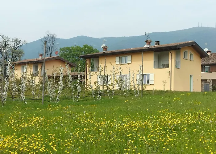 Cascina Legnago Bilocale A 6 Chilometri Da Salo\'
