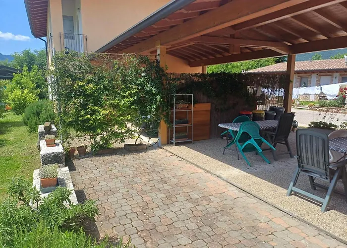 Cascina Legnago Bilocale A 6 Chilometri Da Salo\'