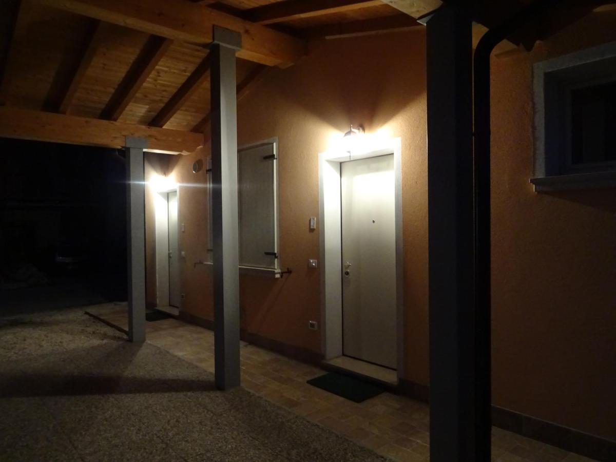 Cascina Legnago Bilocale A 6 Chilometri Da Salo' Appartement *