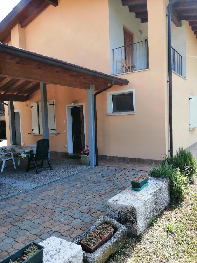 Cascina Legnago Bilocale A 6 Chilometri Da Salo' *