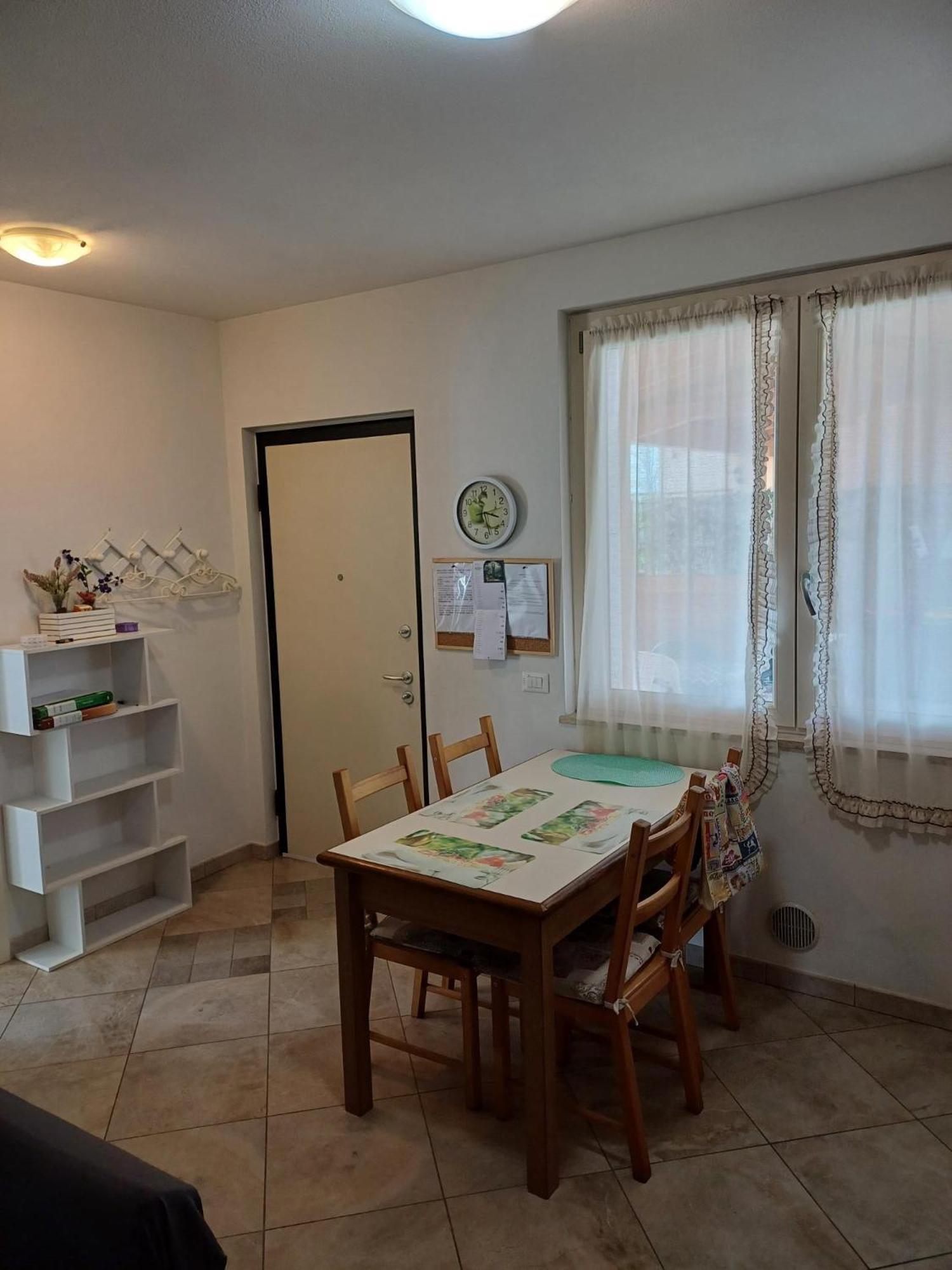 Apartment Cascina Legnago Bilocale A 6 Chilometri Da Salo'