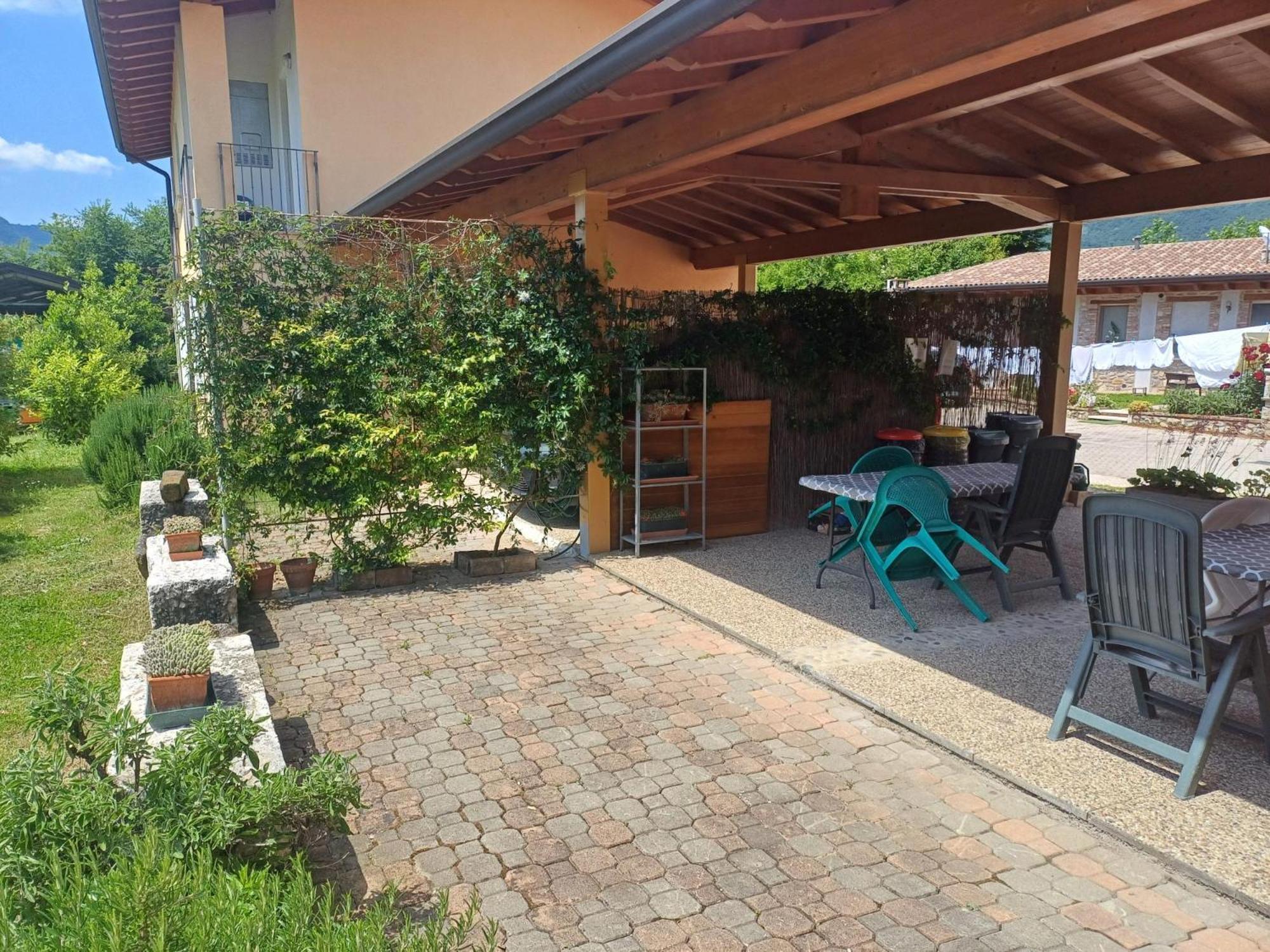 Cascina Legnago Bilocale A 6 Chilometri Da Salo' Apartment